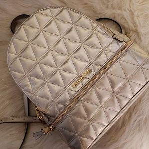 Michael Kors Medium Rhea Pale Gold